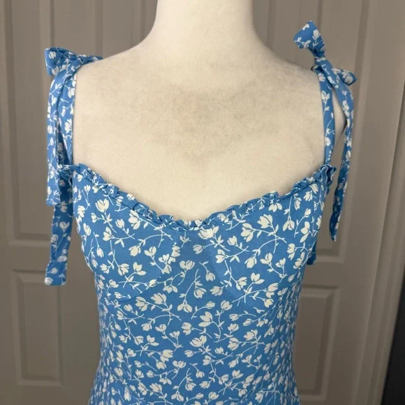 Reformation Blue Floral Tie Strap Midi Dress Size 8 Smocked Back Viscose - Picture 12 of 14